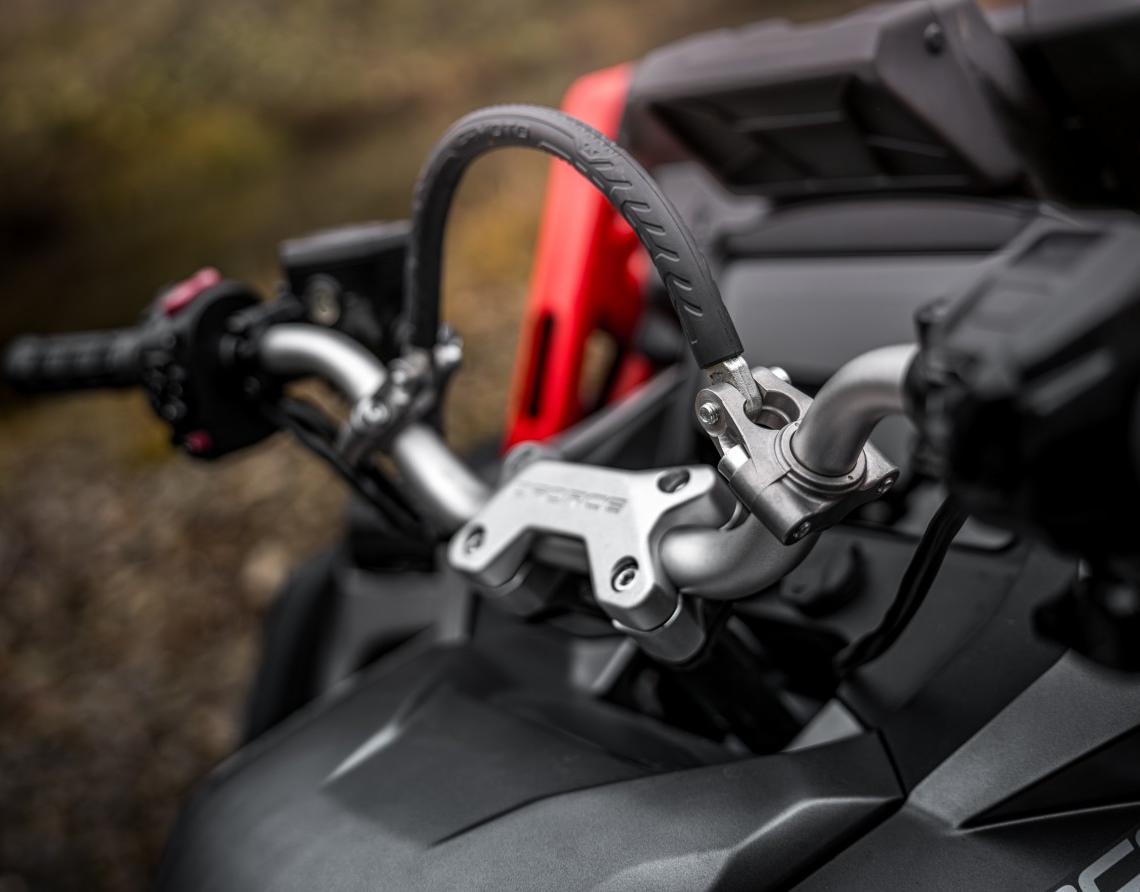 CFORCE-1000-MV_Details-1