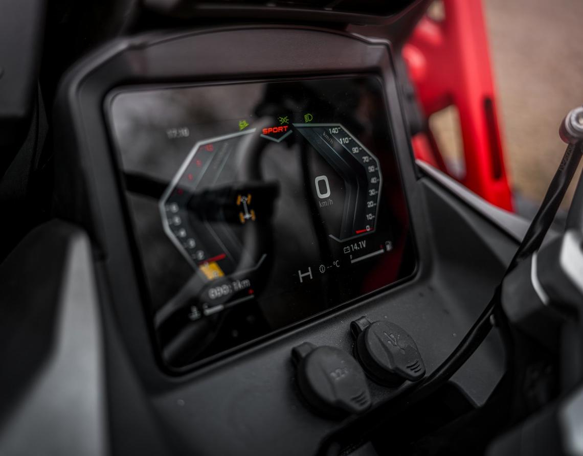CFORCE-1000-MV_Details-6