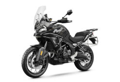 CFMOTO 700MT
