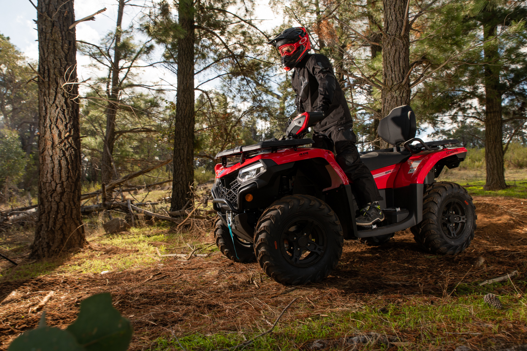 CFORCE 520 L-Red- action